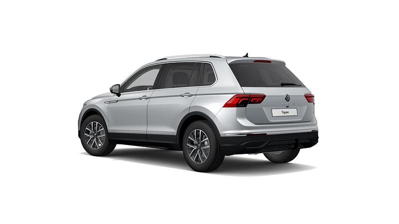 Gebraucht VW Tiguan Life 150 PS (110 kW) 2022 Silber SUV