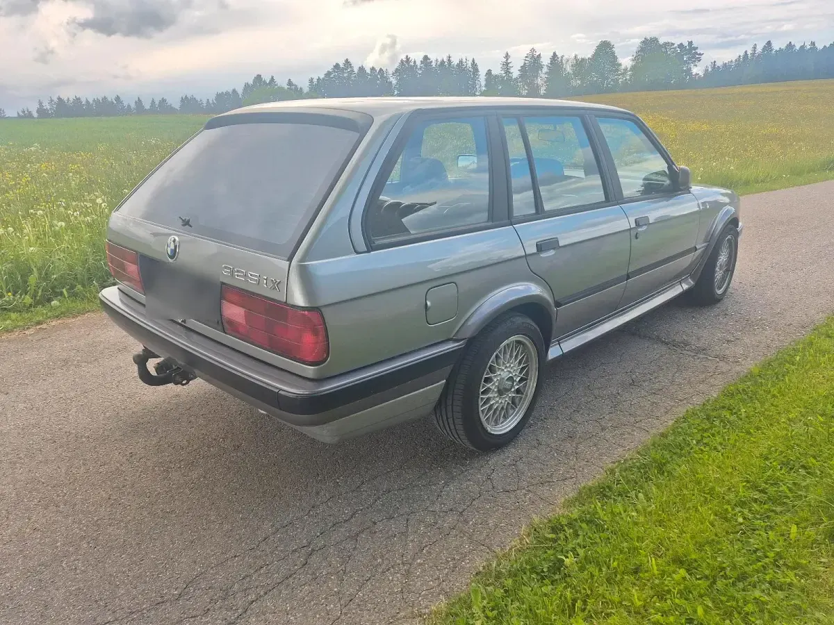 Gebraucht BMW 325 170 PS (125 kW) 1990 Kombi