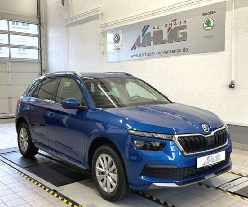 Race blau Gebraucht 2024 Skoda Kamiq Style SUV | 30.900 € (Teuer) - Bild 1/4