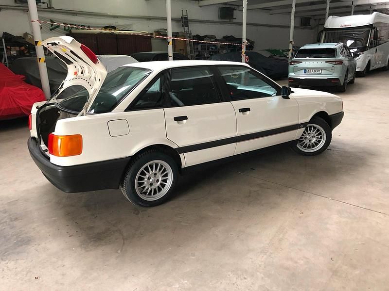 Usata Audi 80 Basis 1987 Bianco Berlina