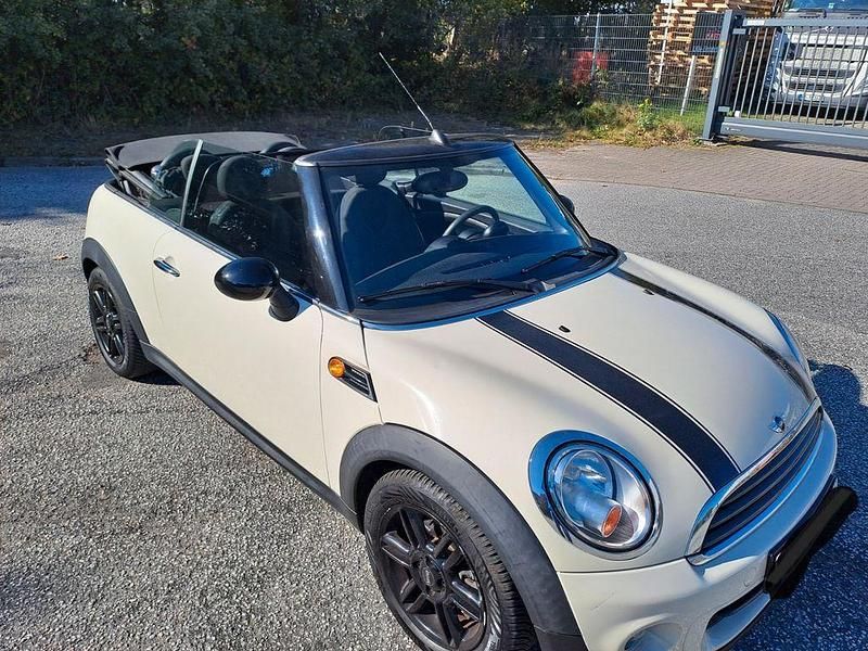 Gebraucht Mini One Cabriolet 98 PS (72 kW) 2012 Weiß Cabrio