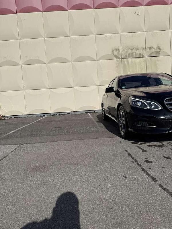 Gebraucht Mercedes E250 204 PS (150 kW) 2017 Schwarz Limousine