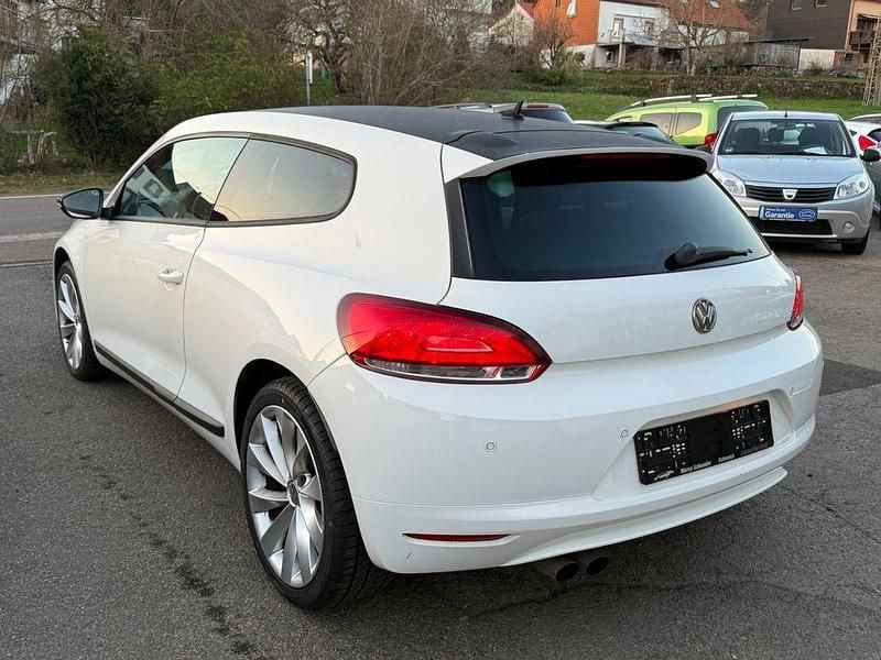 Gebraucht VW Scirocco 160 PS (117 kW) 2009 Weiß Coupé