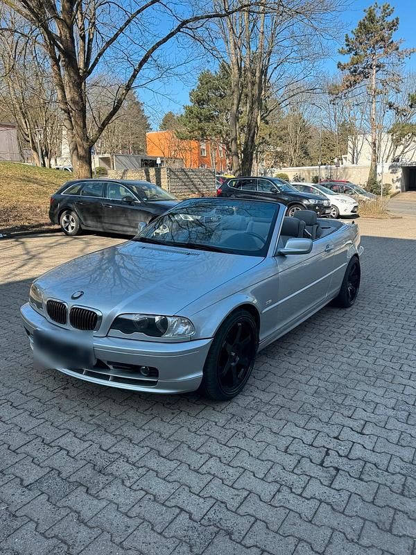 Gebraucht BMW 325 192 PS (141 kW) 2000 Silber Cabrio