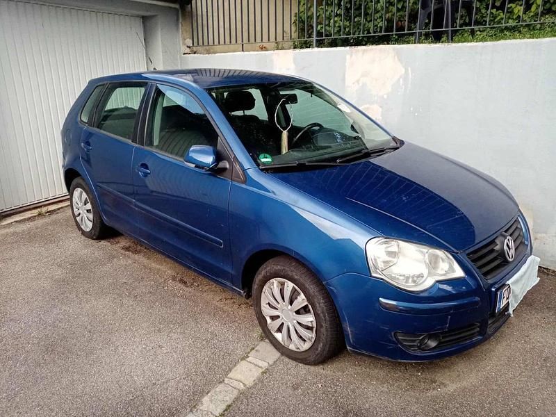 Blau Gebraucht 2007 VW Polo Limousine | 4.900 € (Fairer Preis) - Bild 1/4