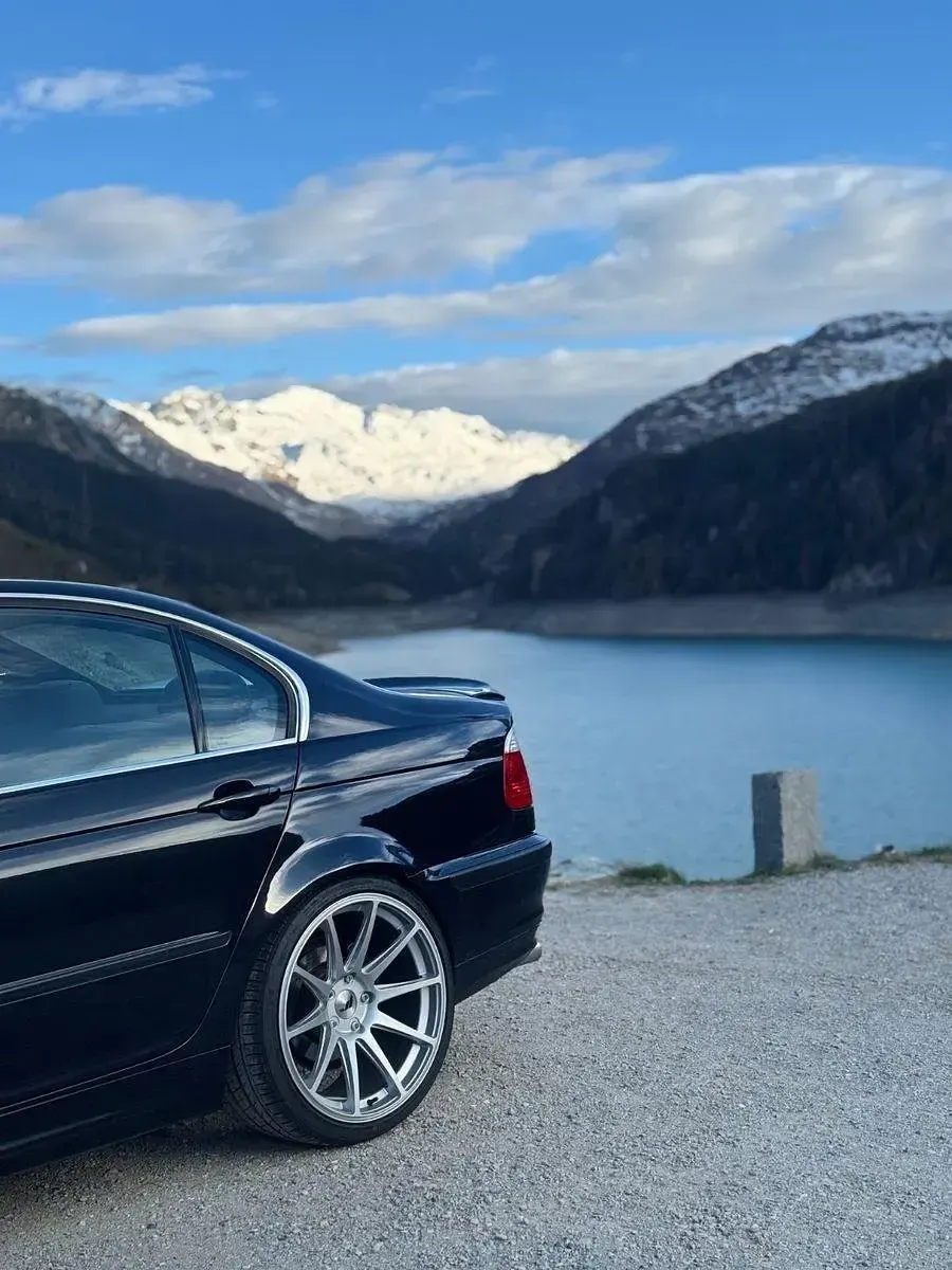 Gebraucht BMW 323 Performance 170 PS (125 kW) 1999 Schwarz Limousine