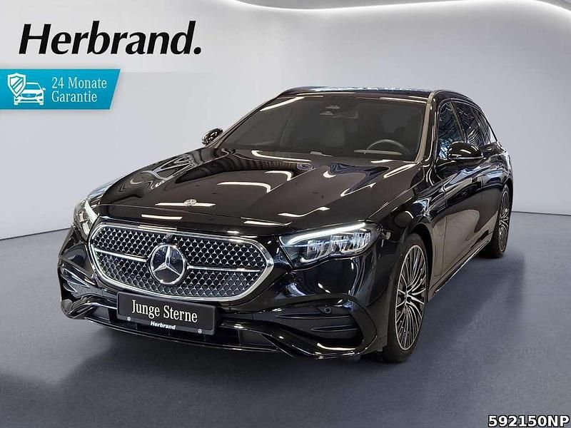 Metalliclack obsidianschwarz Gebraucht 2024 Mercedes E300 AMG Kombi | 51.890 € (Superpreis) - Bild 1/4