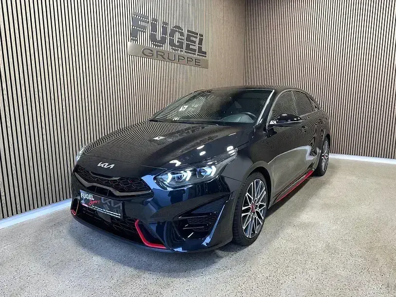Gebraucht Kia ProCeed GT 204 PS (150 kW) 2023 Zilinaschwarz met. Kombi