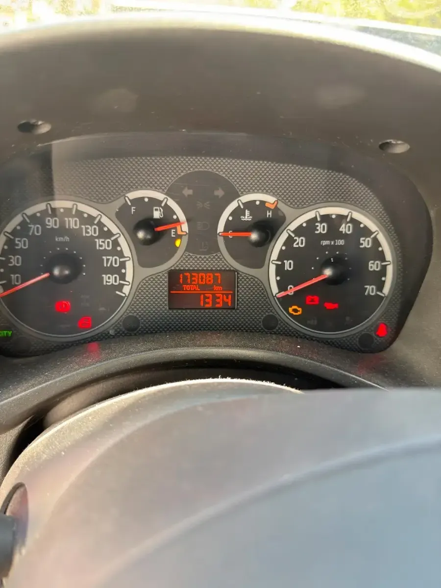 Gebraucht Fiat Panda 60 PS (44 kW) 2010 Rot Kleinwagen