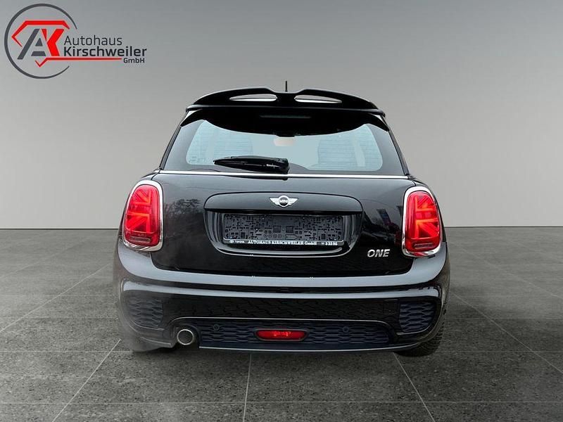 Gebraucht Mini ONE 102 PS (75 kW) 2018 Schwarz Kleinwagen