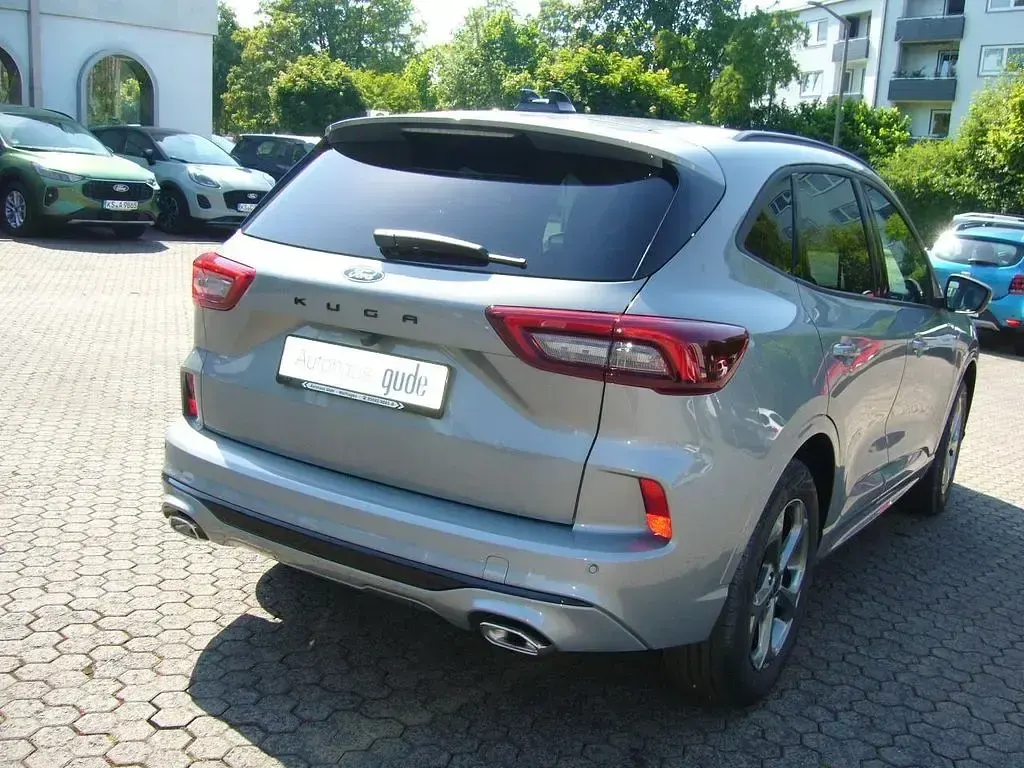 Neu Ford Kuga ST 186 PS (136 kW) 2026 Silber SUV