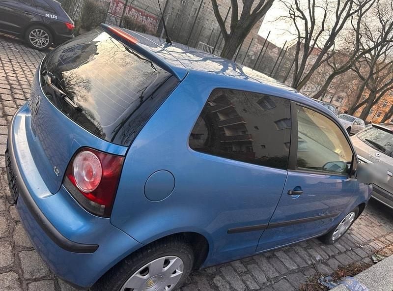 Gebraucht VW Polo 80 PS (58 kW) 2007 Blau Kleinwagen