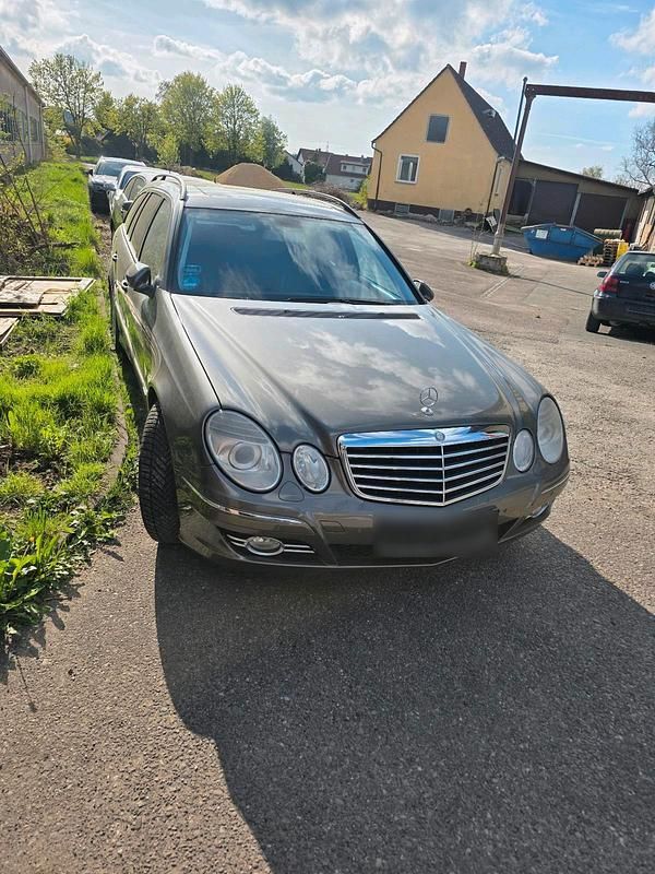 Second-hand Mercedes E280 190 CP (139 kW) 2008 Maro Break