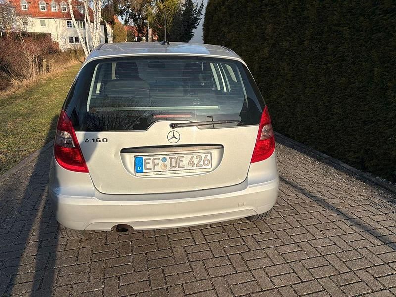 Gebraucht Mercedes A160 Classic 95 PS (69 kW) 2010 Grau Van / Kleinbus