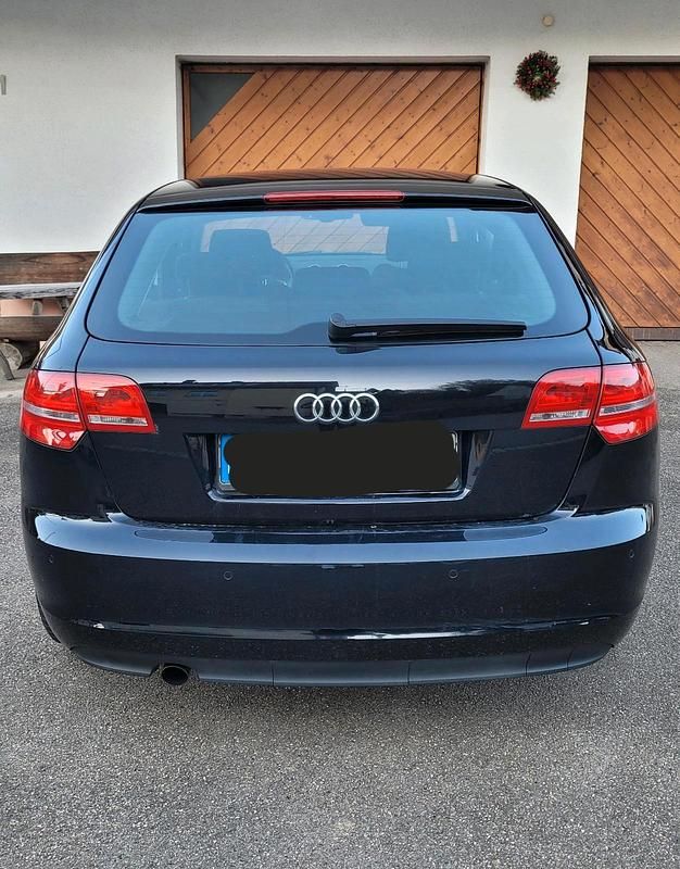 Gebraucht Audi A3 140 PS (102 kW) 2012 Schwarz Kleinwagen