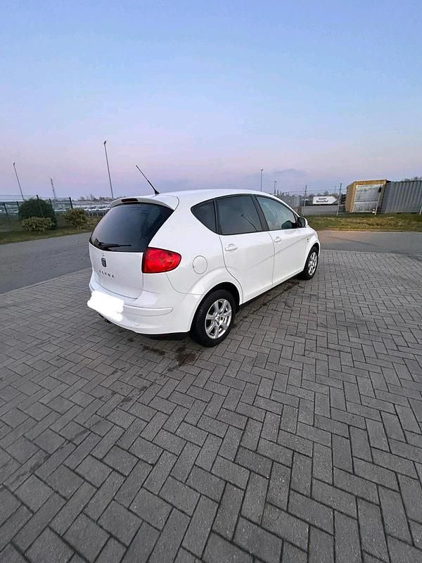Gebraucht Seat Altea 125 PS (91 kW) 2010 Weiß Kombi