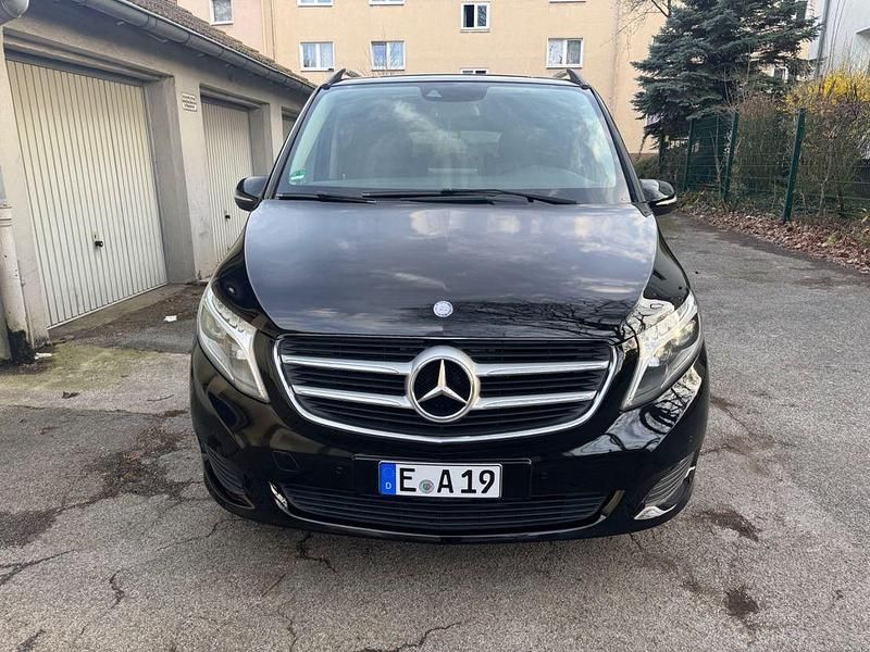 Gebraucht Mercedes V250 Avantgarde 190 PS (139 kW) 2015 Schwarz Van / Kleinbus