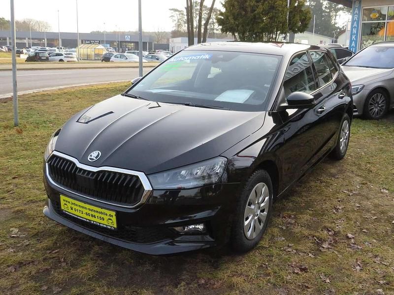 Neu Skoda Fabia Selection 116 PS (85 kW) 2025 Schwarzmagic perleffekt Kleinwagen