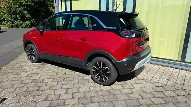 Gebraucht Opel Crossland Elegance 131 PS (96 kW) 2024 Rot SUV