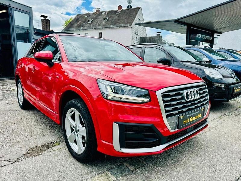 Rot Gebraucht 2020 Audi Q2 S-Line SUV | 21.990 € (Fairer Preis) - Bild 1/4