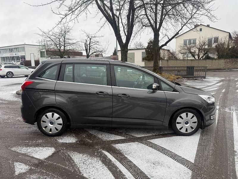 Gebraucht Ford Grand C-Max Titanium 125 PS (91 kW) 2016 Grau Van / Kleinbus