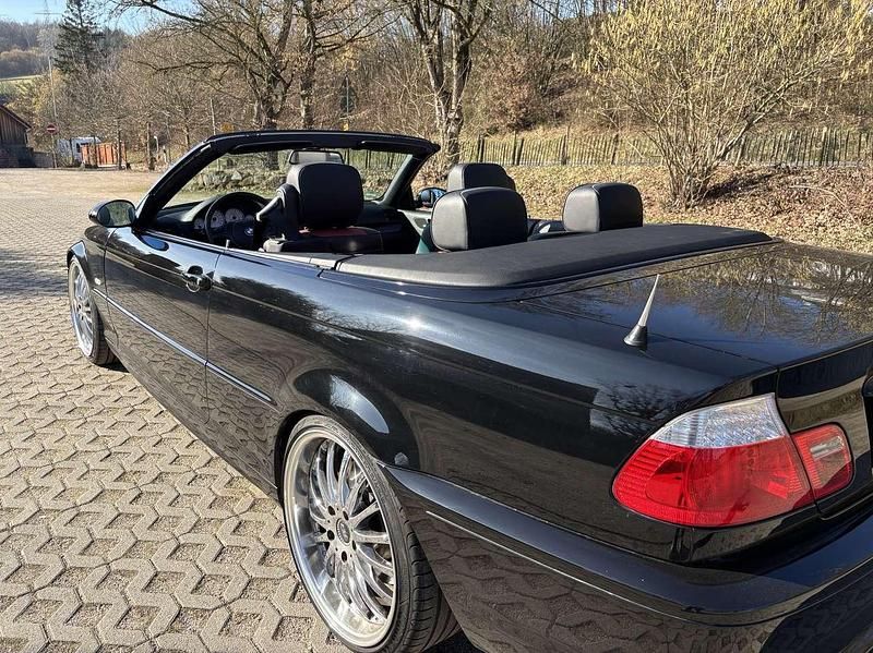 Occasion BMW 330 Cabriolet 231 ch (169 kW) 2002 Noir Cabriolet