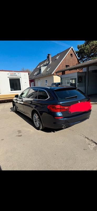 Gebraucht BMW 520 190 PS (139 kW) 2019 Blau Kombi