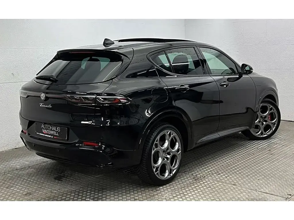 Gebraucht Alfa Romeo Tonale Veloce 160 PS (117 kW) 2024 Nero alfa SUV
