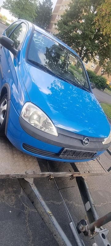Gebraucht Opel Corsa 58 PS (42 kW) 2001 Blau Kleinwagen