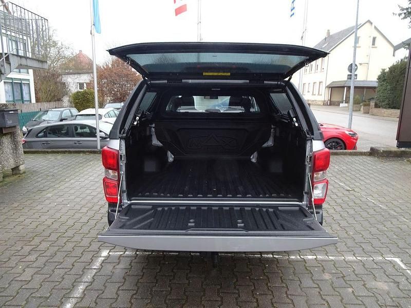 Gebraucht Isuzu D-Max 163 PS (119 kW) 2026 Silber Pickup