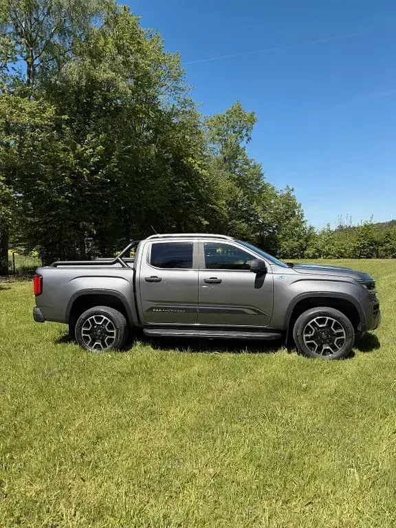 Gebraucht VW Amarok PanAmericana 241 PS (177 kW) 2024 Grau Pickup
