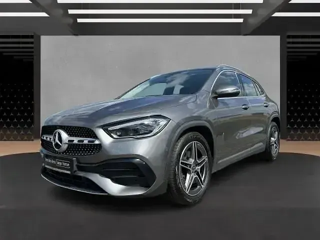 Gebraucht Mercedes GLA220 AMG 190 PS (139 kW) 2021 Grau SUV