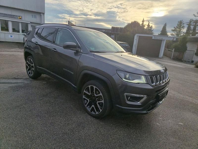 Gebraucht Jeep Compass Limited 170 PS (125 kW) 2020 Gelb SUV