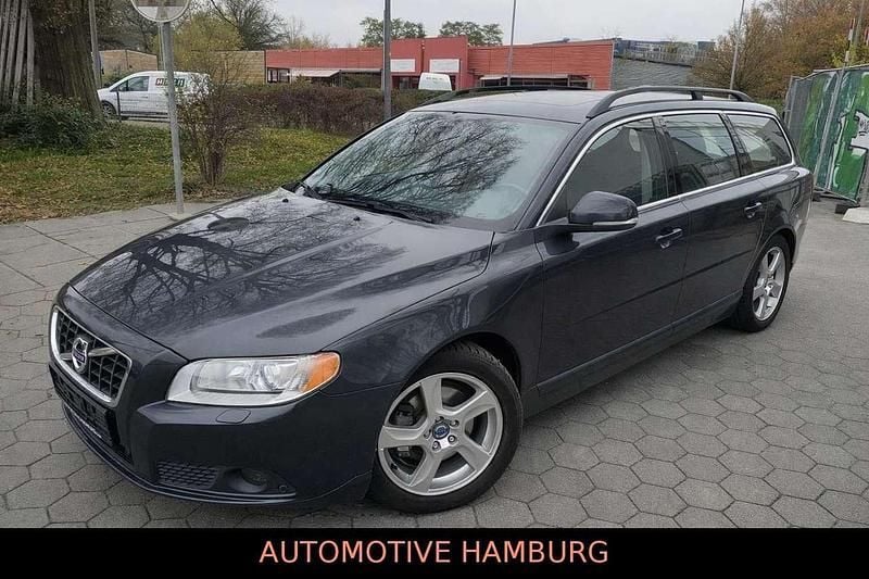 Gebraucht Volvo V70 114 PS (83 kW) 2012 Schwarz Kombi