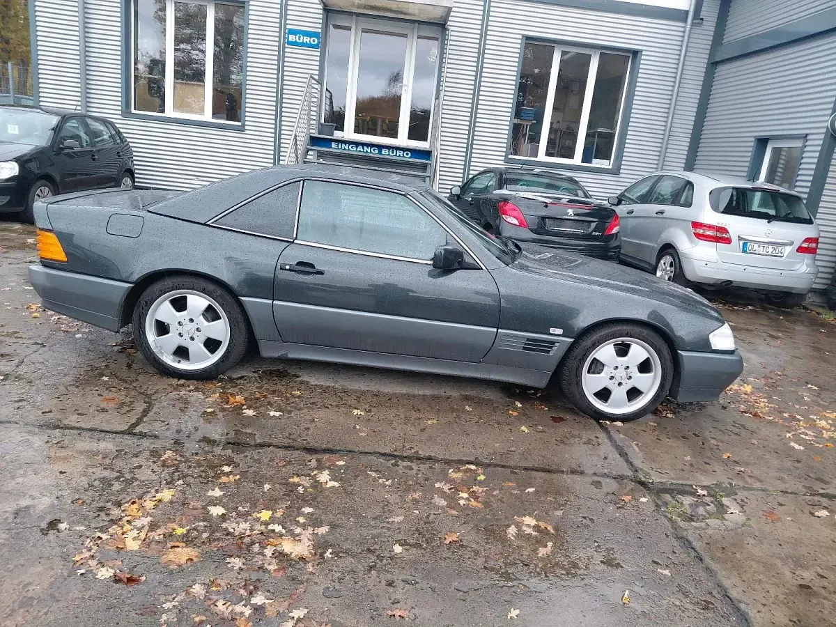 Gebraucht Mercedes SL500 326 PS (239 kW) 1990 Schwarz Cabrio