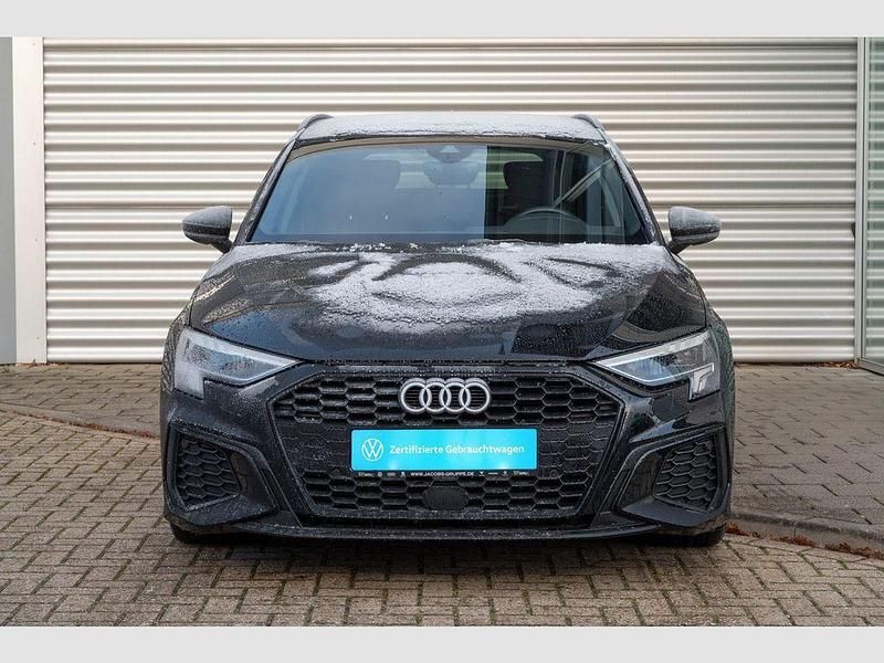 Gebraucht Audi A3 S-Line 116 PS (85 kW) 2023 Schwarz Limousine