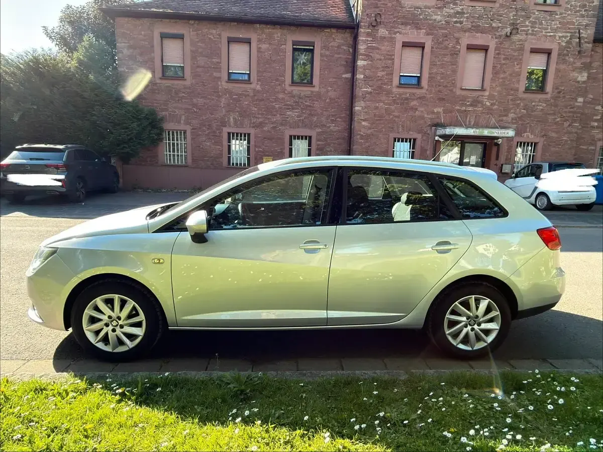 Gebraucht Seat Ibiza ST Style 69 PS (50 kW) 2014 Silber Kombi