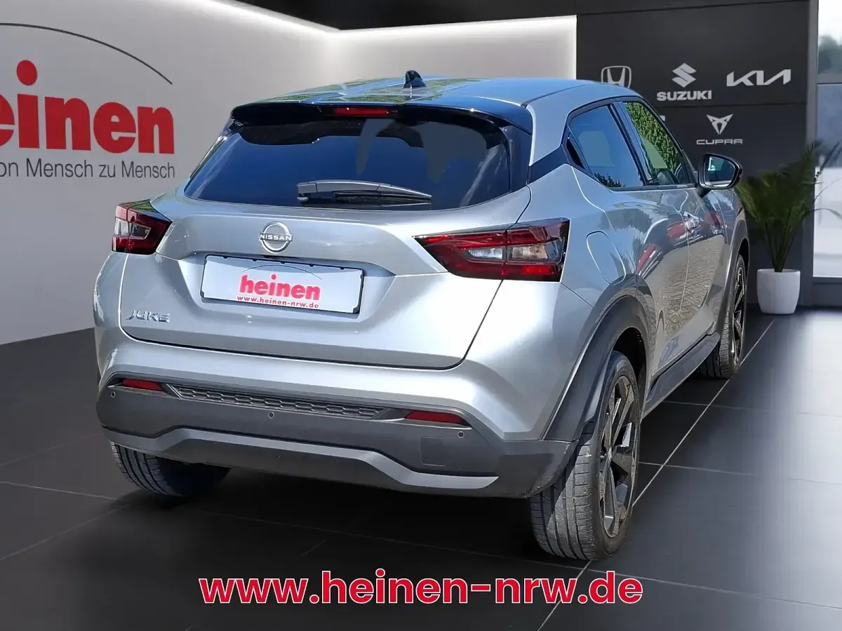 Gebraucht Nissan Juke Tekna 114 PS (83 kW) 2025 Silber SUV