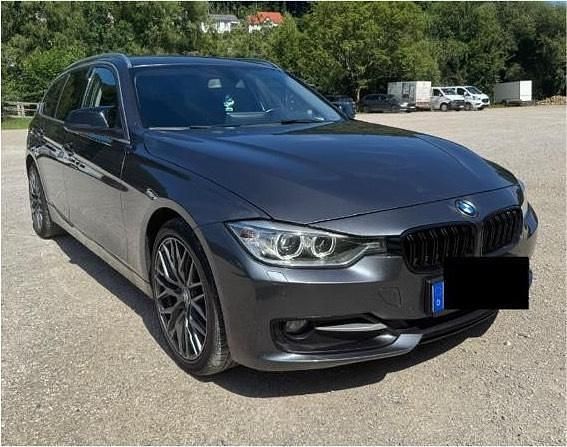 Grau Gebraucht 2014 BMW 320 Sport Line Kombi | 9.000 € (Guter Preis) - Bild 1/4