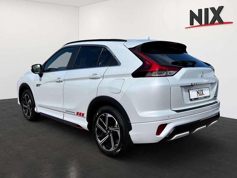Gebraucht Mitsubishi Eclipse Cross Top 188 PS (138 kW) 2021 Titanweiss (d) SUV
