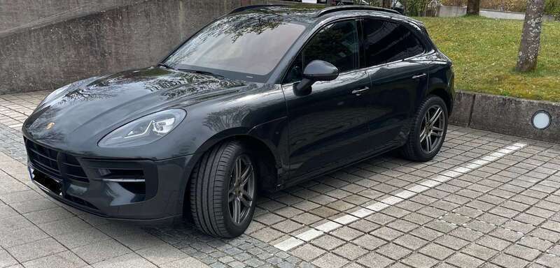 Grau Gebraucht 2019 Porsche Macan S SUV | 46.800 € (Fairer Preis) - Bild 1/4