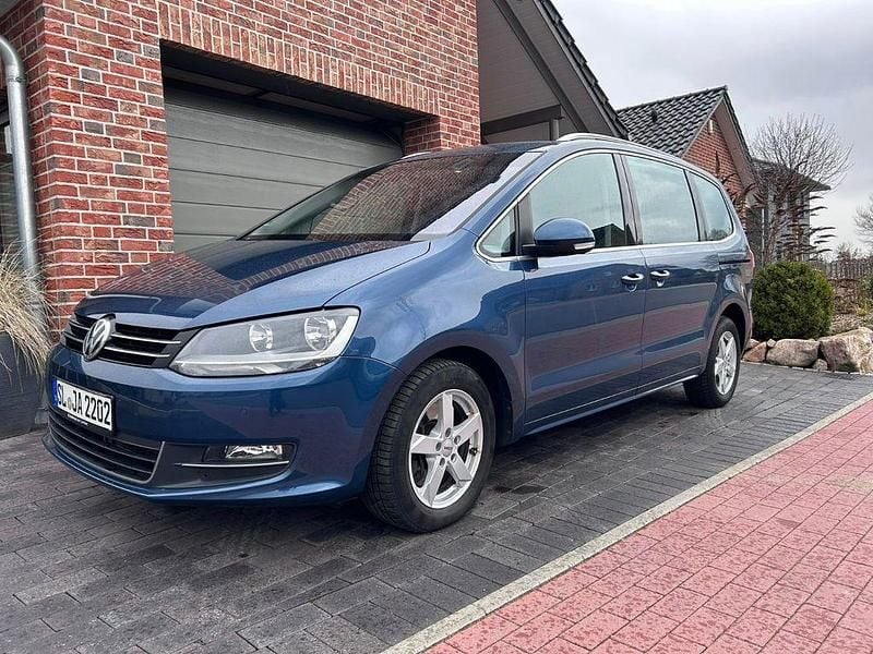 Gebraucht VW Sharan Highline 150 PS (110 kW) 2017 Blau Van / Kleinbus