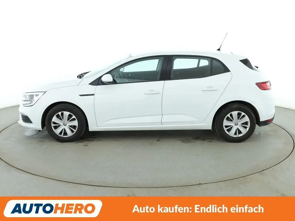 Usata Renault Mégane Life 101 CV (74 kW) 2018 Bianco Berlina