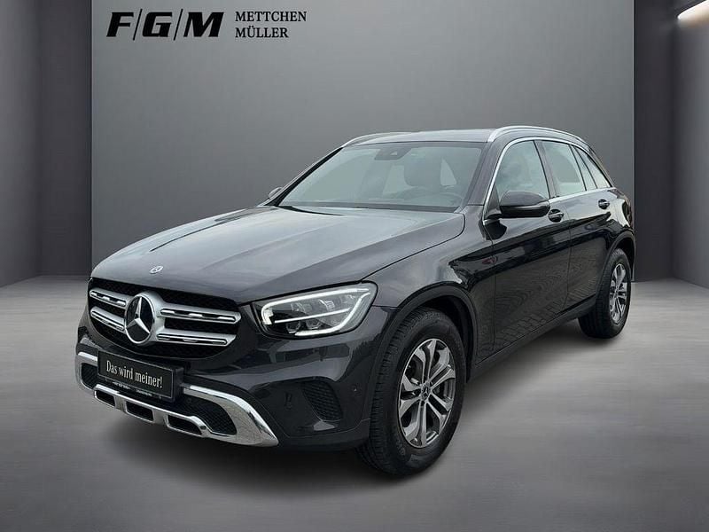Grau Gebraucht 2020 Mercedes GLC220 Exclusive SUV | 35.490 € (Fairer Preis) - Bild 1/4