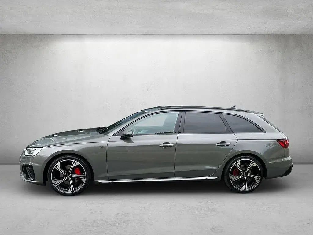 Gebraucht Audi A4 S-Line 204 PS (150 kW) 2023 Grau Kombi