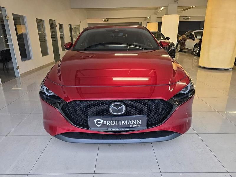 Rot Gebraucht 2021 Mazda 3 Selection Limousine | 21.900 € (Fairer Preis) - Bild 1/4
