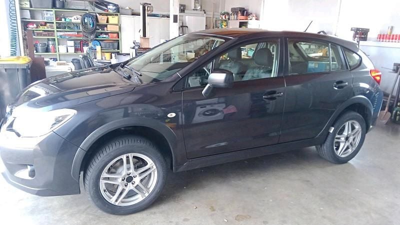 Schwarz Gebraucht 2014 Subaru XV SUV | 6.950 € (Fairer Preis) - Bild 1/4