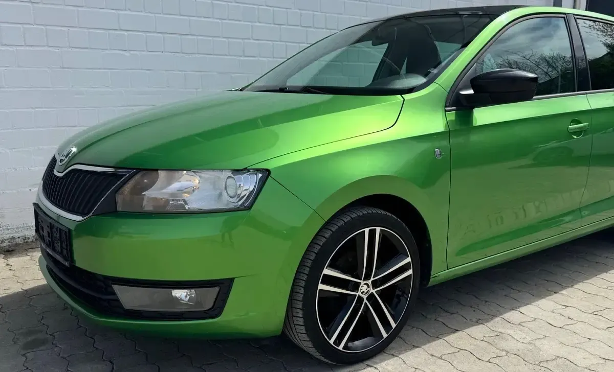 Używany Skoda Rapid Style 105 KM (77 kW) 2014 Zielony Hatchback