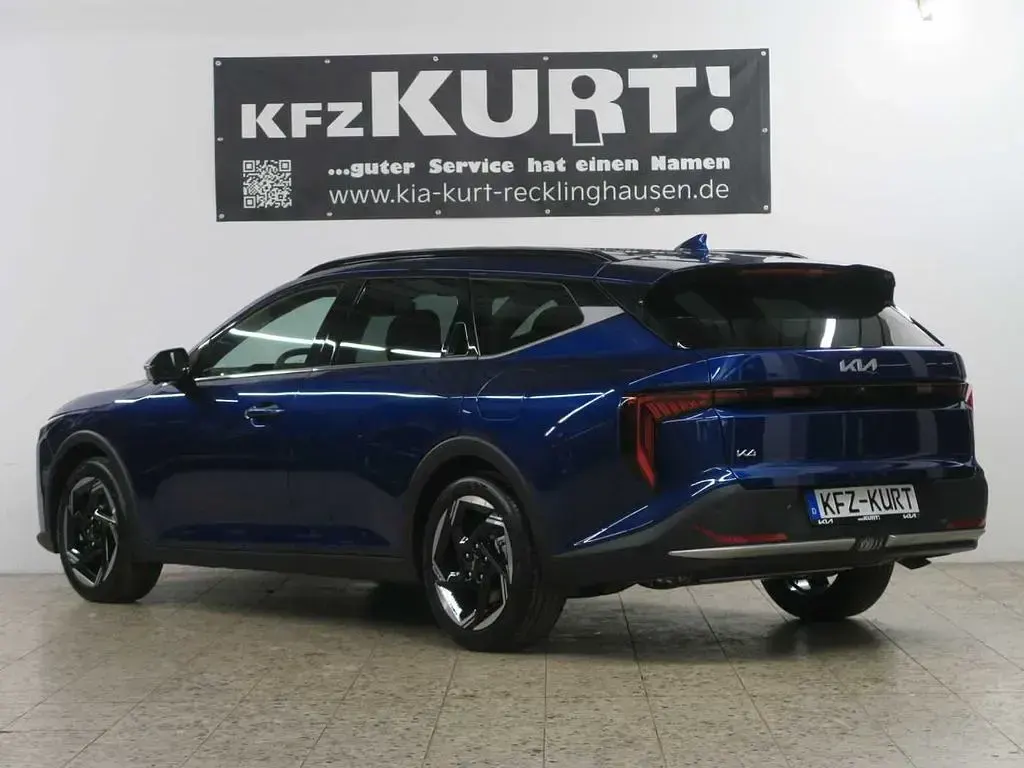 Neu Kia K4 150 PS (110 kW) 2026 Azure blue Kombi