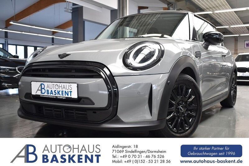 Grau Gebraucht 2021 Mini Cooper Classic Kleinwagen | 21.490 € (Etwas zu teuer) - Bild 1/4